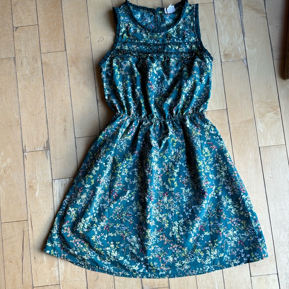 Size small Merona lined floral dress